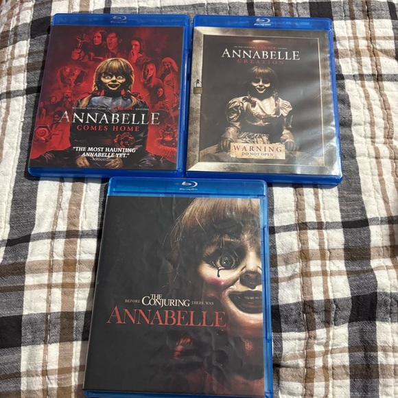 Annabelle the conjuring universe blue ray disc set - Picture 1 of 3